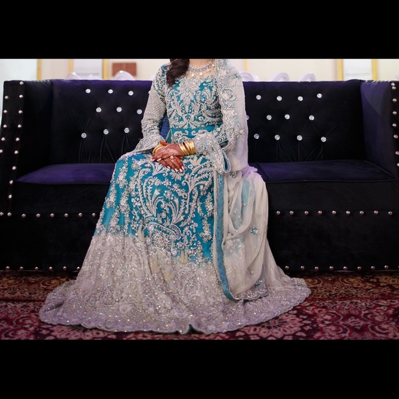 Bridal maxi Pakistani Indian dress in new condition - Picture 8 of 13
